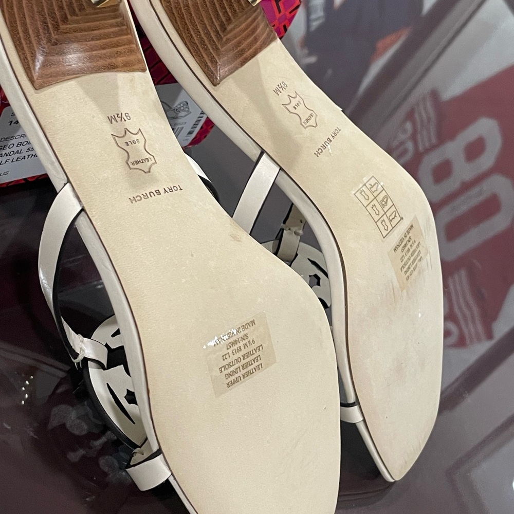 **NIB- Tory Burch - Geo Bombe Miller Never worn- Low Heeled Cream Sandals - Picture 2 of 5